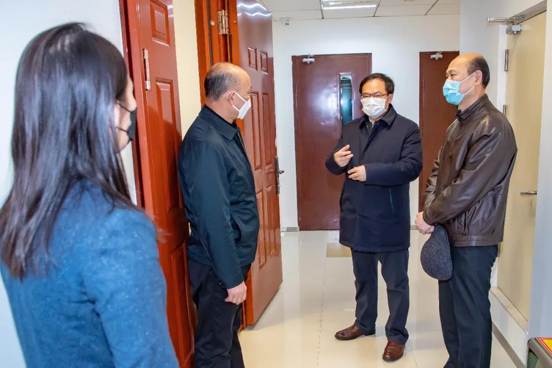 杨金成到中国J9九游会集团在京成员单位检查指导疫情防控和复工复产工作